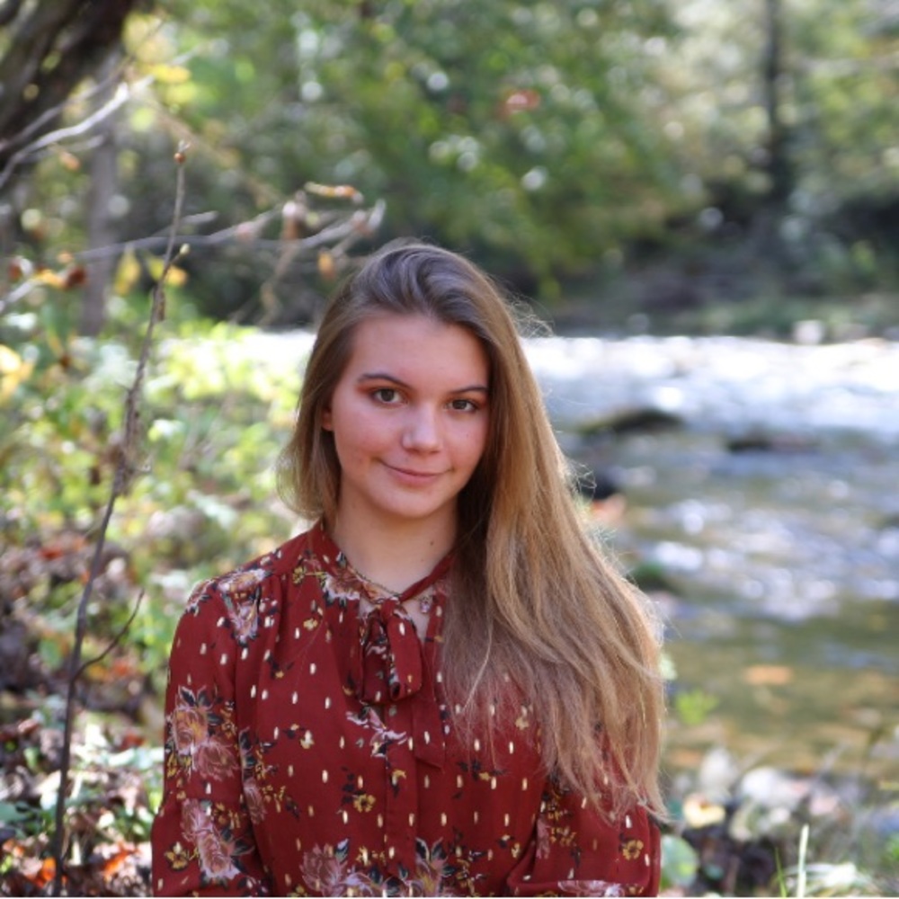 Meet your Posher, Ilyssa